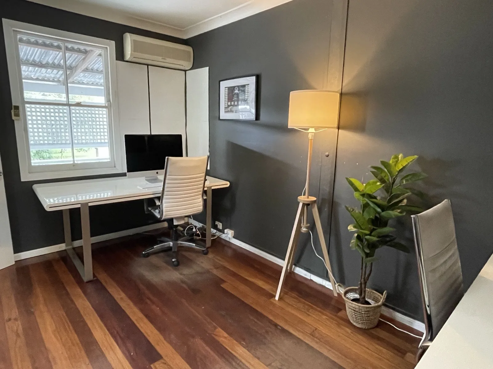 Private office for lease in Burleigh Heads on the Gold Coast